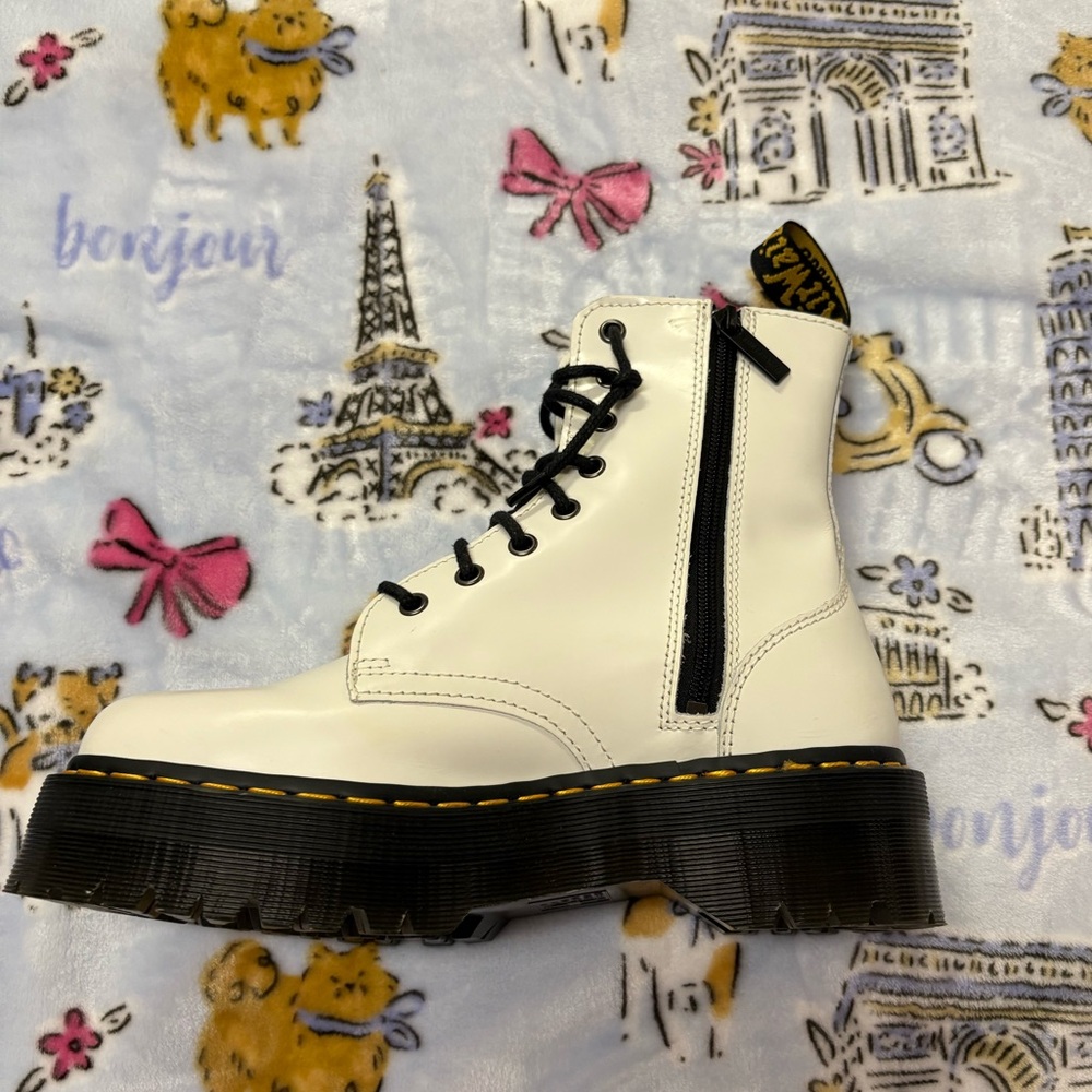 Women’s White Dr. Martens Jadon Boot Smooth Leather Platforms - Picture 2 of 12